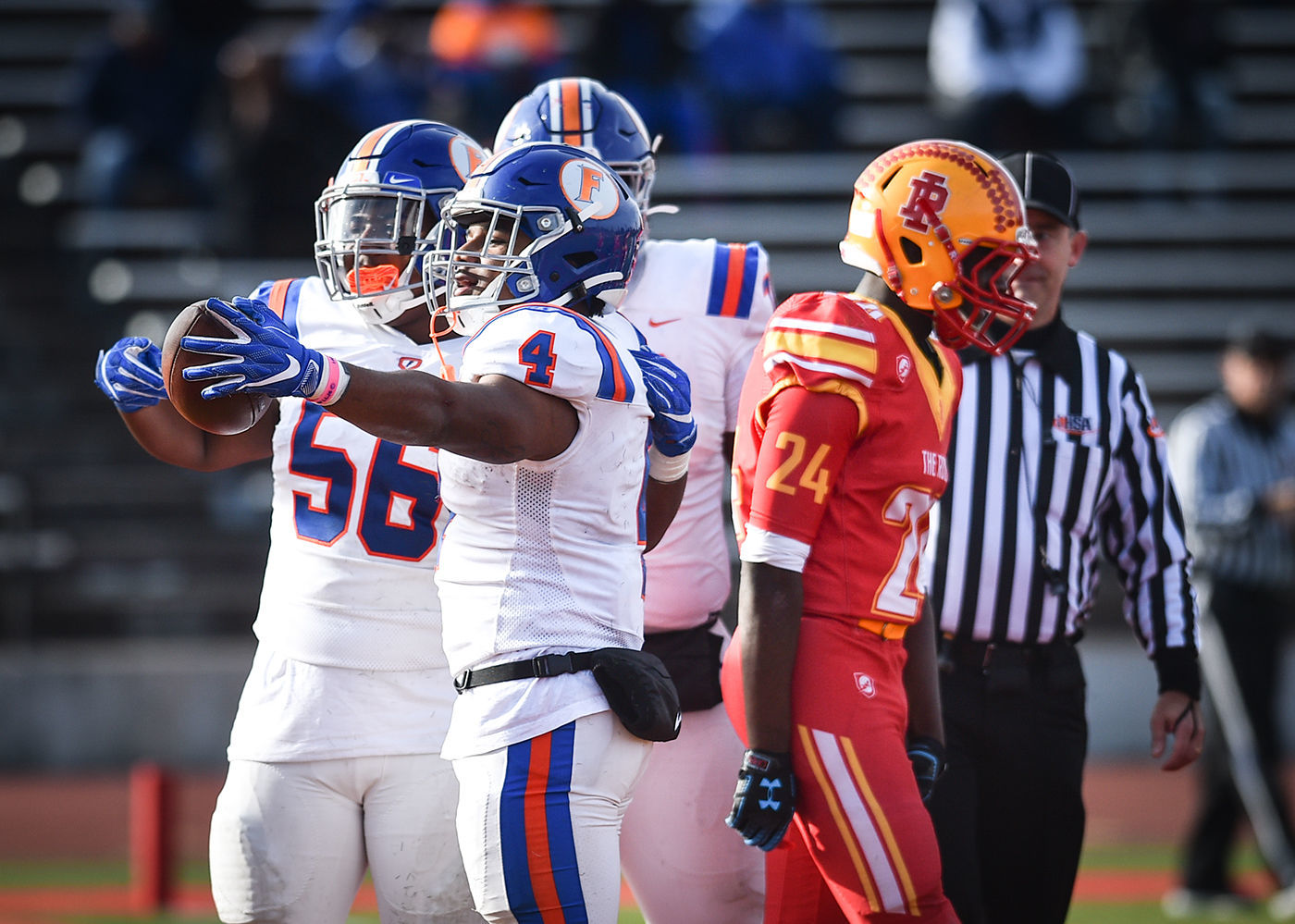 110919-mda-spt-rocky-football-005a.JPG